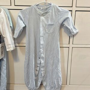 Small Kissy Kissy Convertible Gown